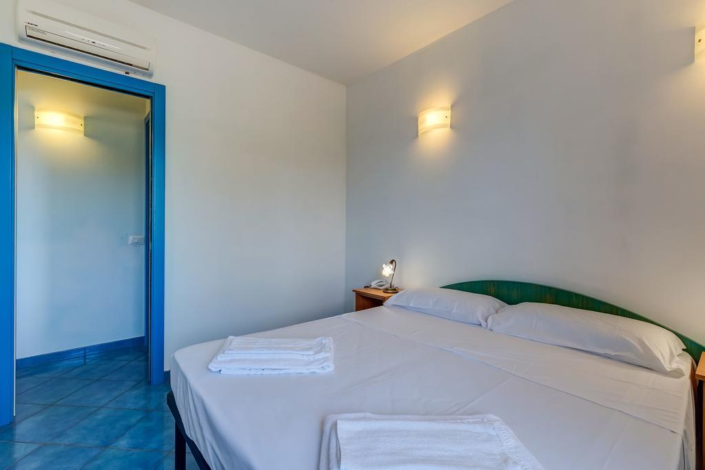 Terra Felice Aparthotel San Felice Circeo Luaran gambar