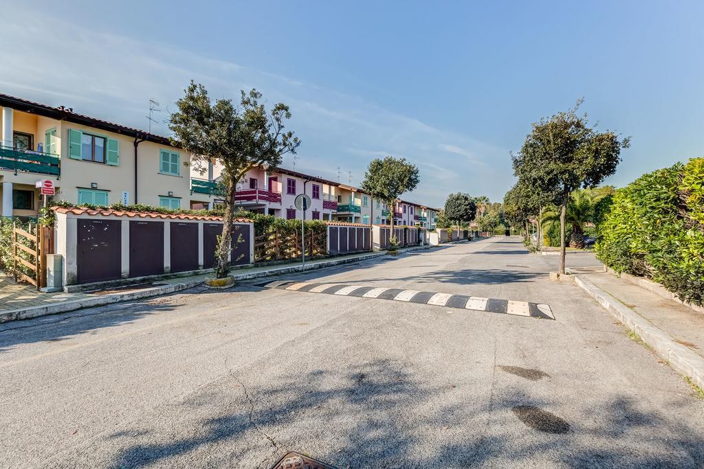 Terra Felice Aparthotel San Felice Circeo Luaran gambar