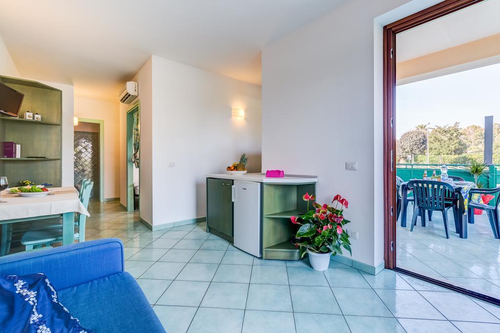Terra Felice Aparthotel San Felice Circeo Bilik gambar