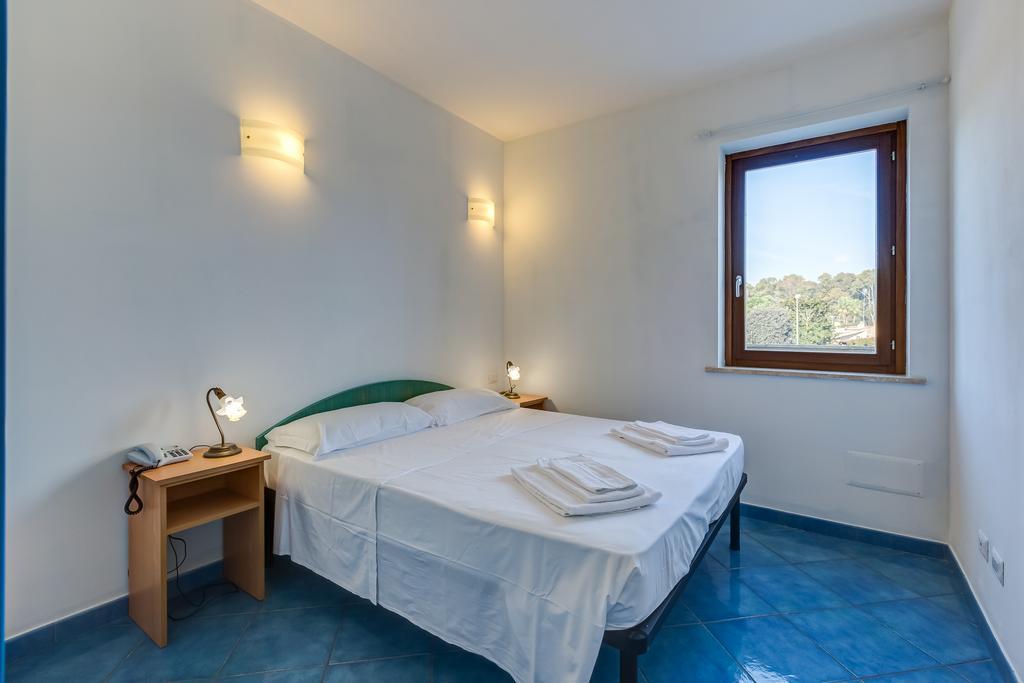 Terra Felice Aparthotel San Felice Circeo Bilik gambar